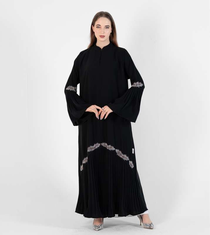 Abaya With Emroidary Design And Pleated Style