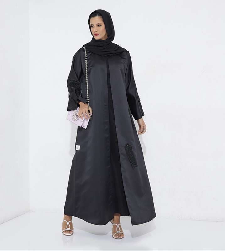 Black B-Stones Weaving