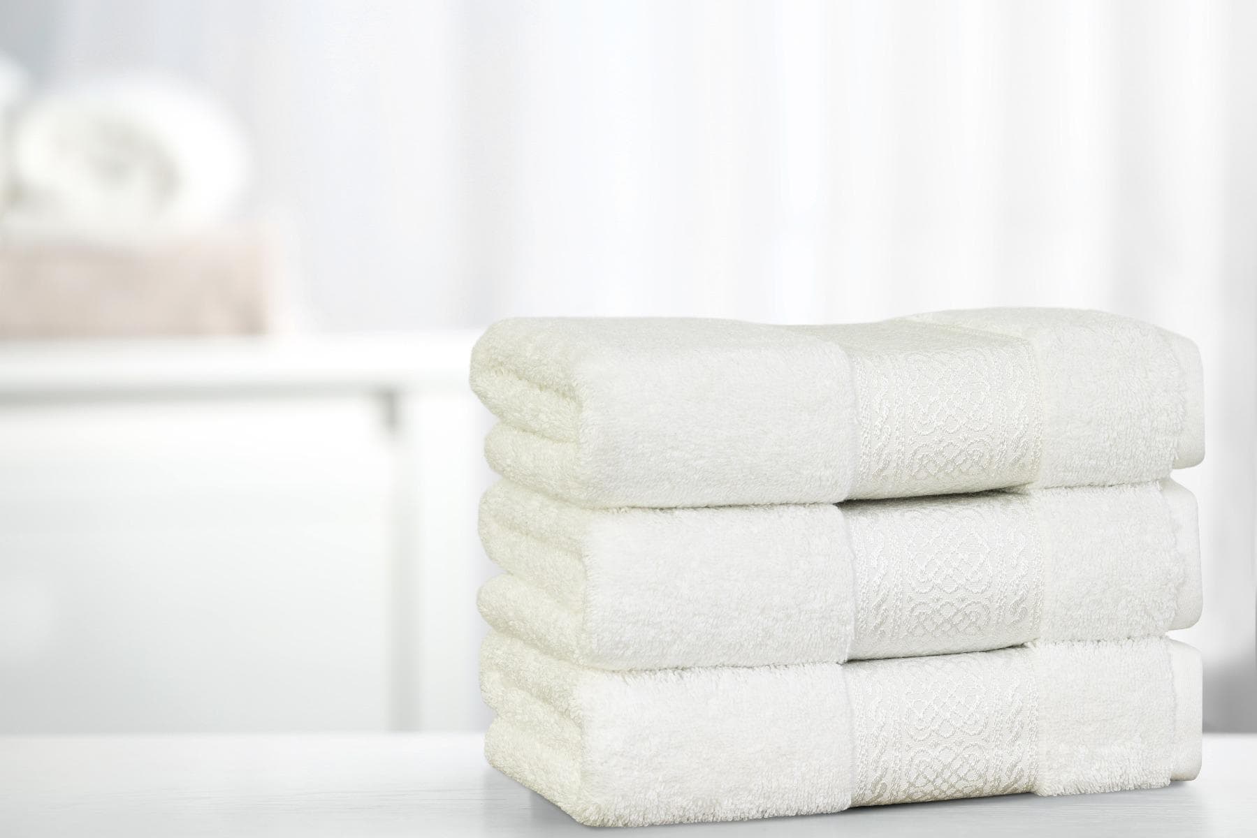 ARABESQUE HAND TOWEL 41X66CM WHITE