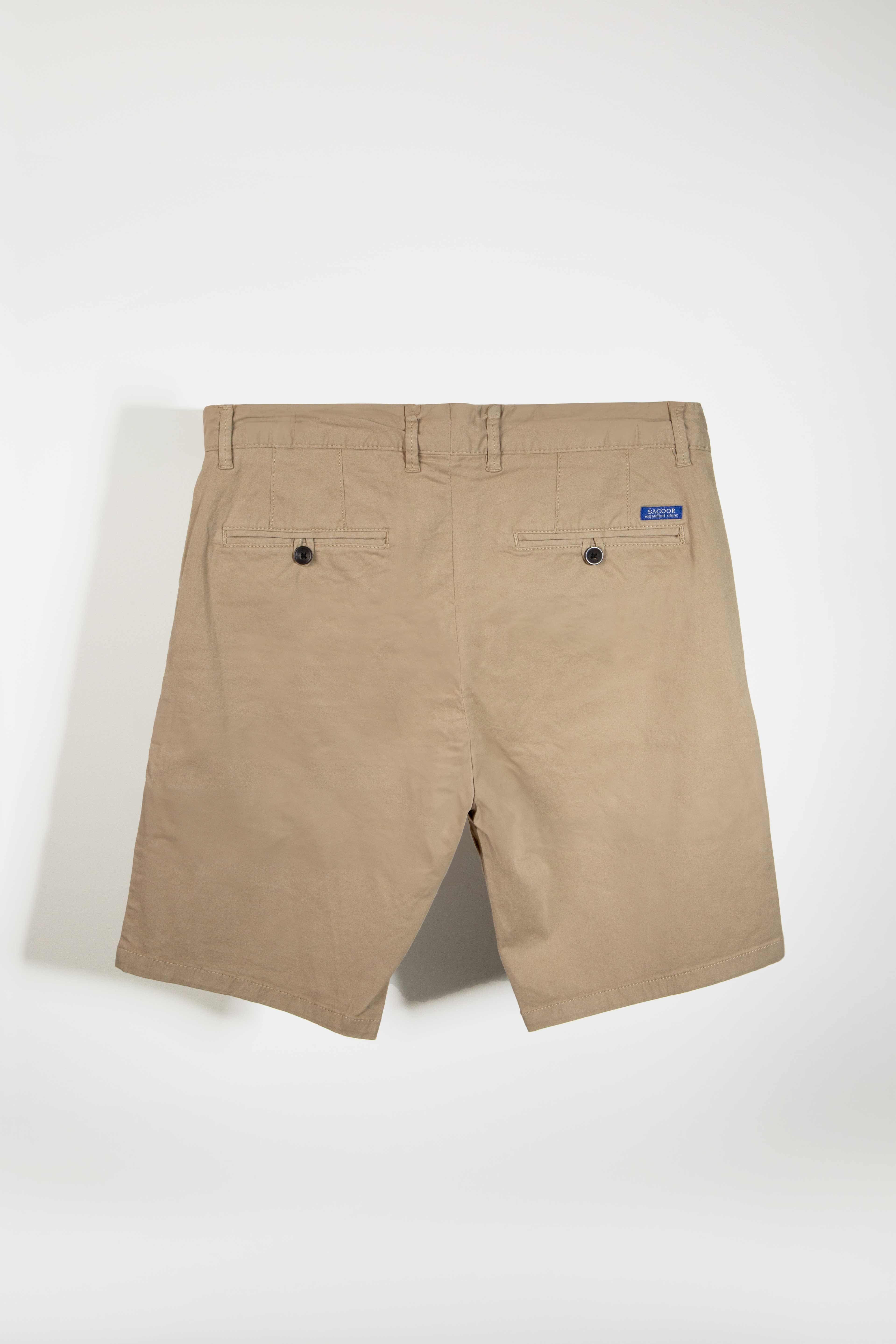 Basic bermuda shorts