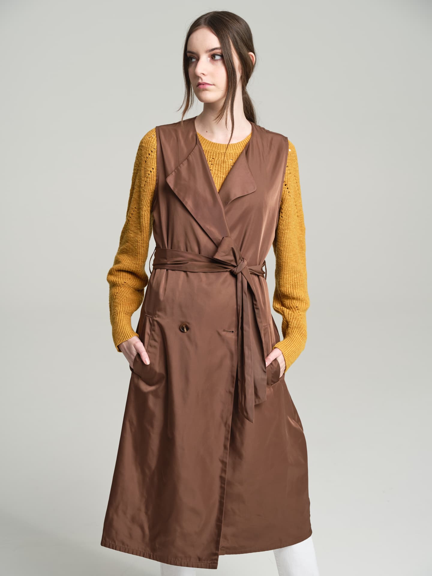 Versatile 2 in 1 connect trenchcoat
