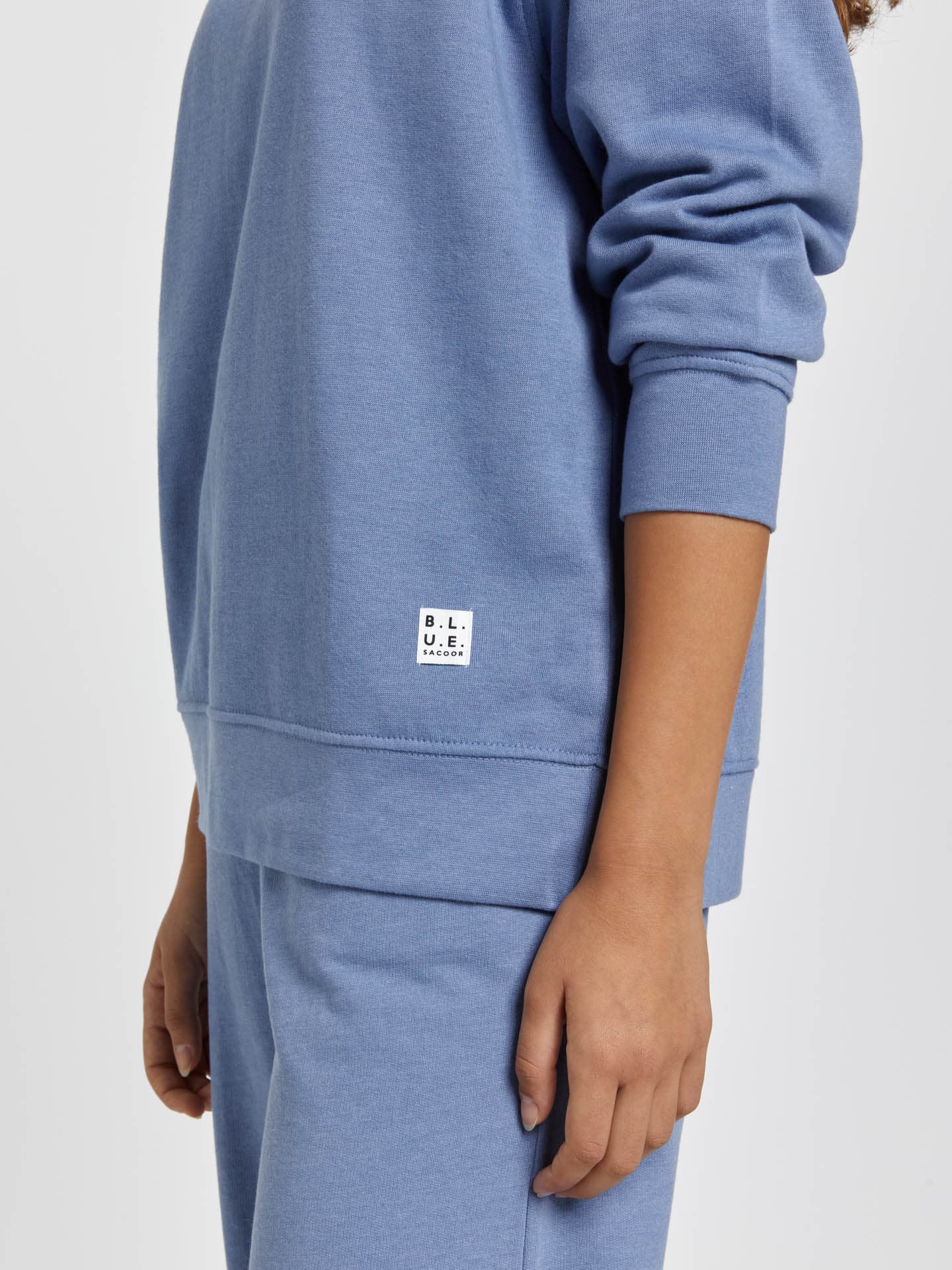 Women's basic oversized sweatshirt