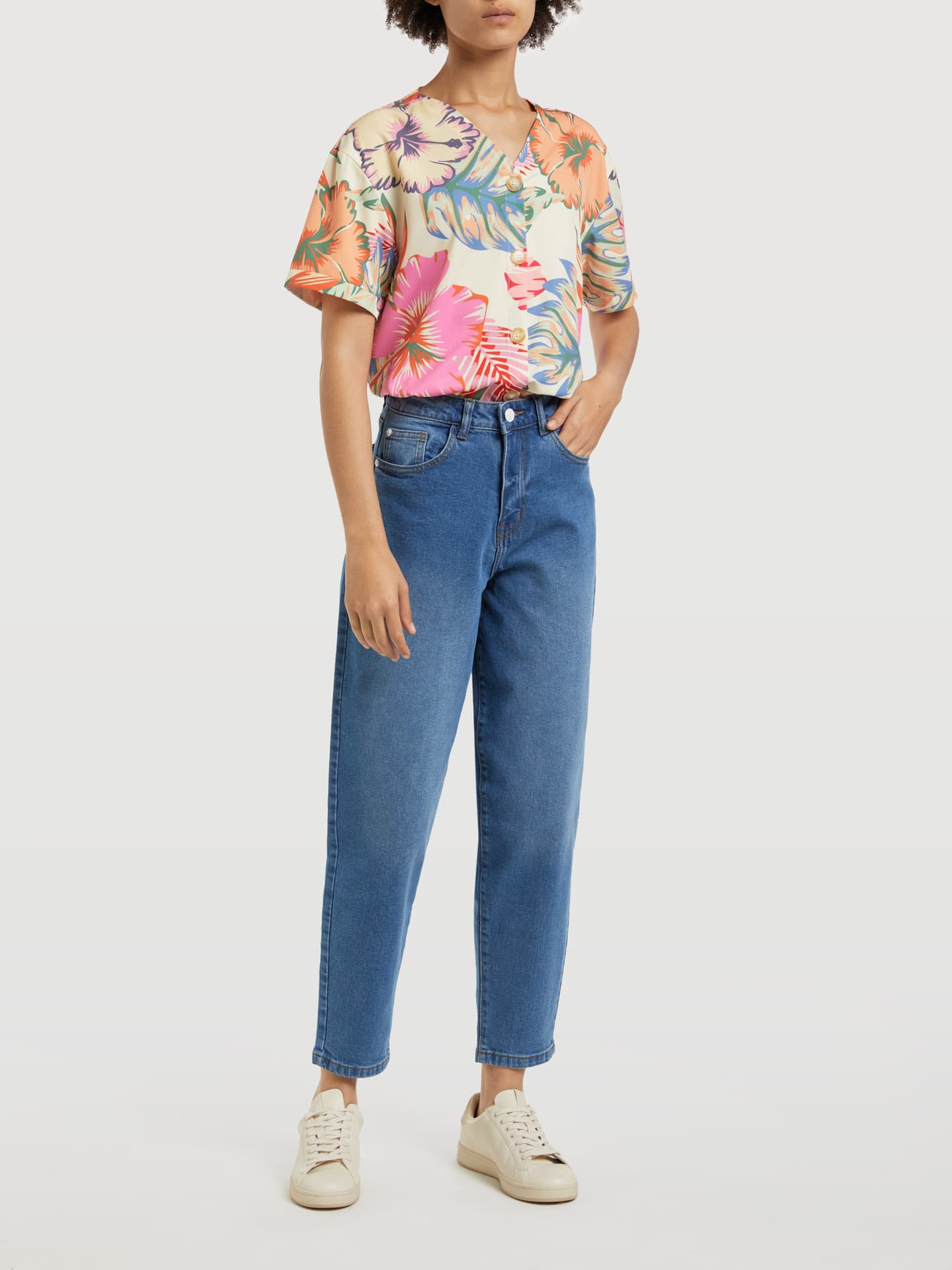 Womenâ€™s mom-fit jeans